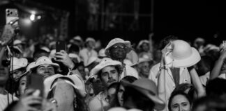 Copacabana de chapéu: João Gomes transforma a virada em símbolo de identidade