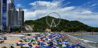 AgroPlay antecipa o clima do Carnaval com torneio esportivo e sunset na praia de Balneário Camboriú