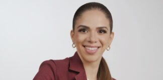 Vivian Bettoni revela quem pode liderar a revolução da IA nas empresas Vivian Bettoni afirma que a próxima fronteira da IA nas empresas pode estar nos bastidores da alta liderança.