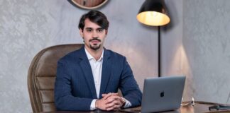 Murilo Quintas aposta em estratégia para facilitar o crédito imobiliário Murilo Quintas, CEO da MB Crédito Imobiliário, em seu escritório.